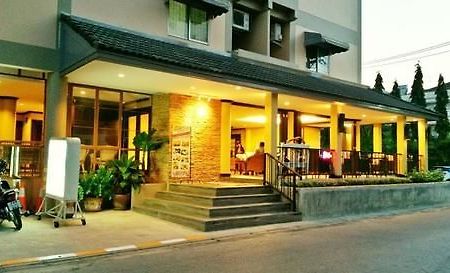 People Place Boutique In Town Hotel - Sha Extra Plus Csiangmaj Kültér fotó