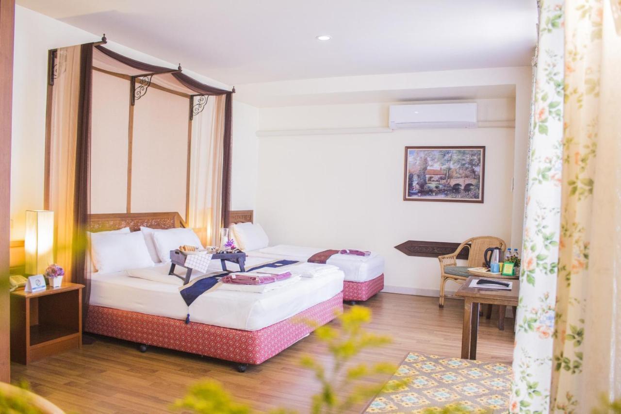 People Place Boutique In Town Hotel - Sha Extra Plus Csiangmaj Kültér fotó